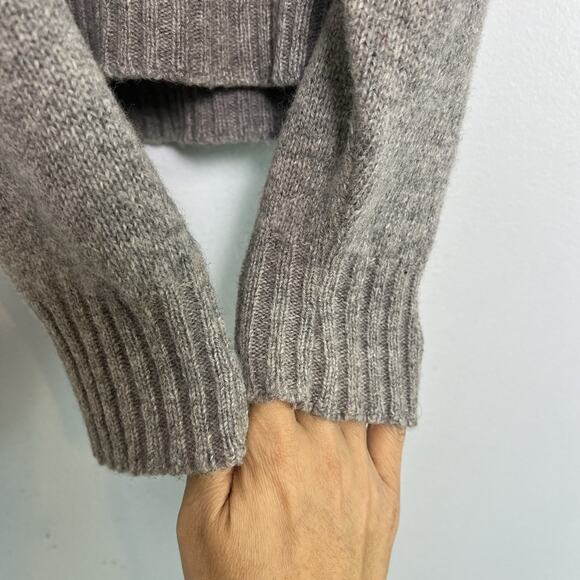 Royal Knight Mens Wool Blend V Neck Cable Knit Sweater Gray Sz M Preppy USA Made - Picture 4 of 9